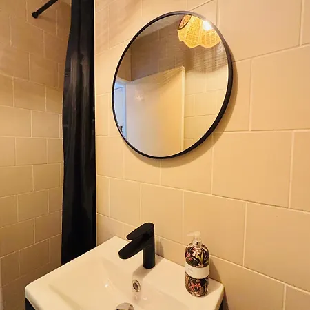 アパート Le Cocon Du Pradet ル・プラデ