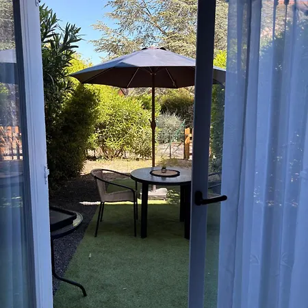 Le Jardin Secret - Spacieux Au Calme à 900 M Des Plages Au Cœur Du Village Provençal Le Pradet